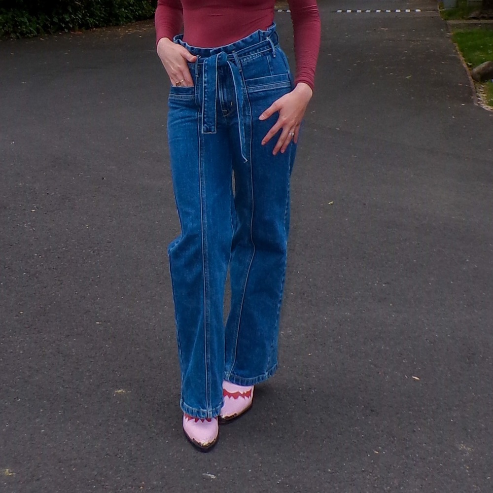 Porter blue jeans